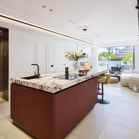 Lejlighed Elegant 3- Bedroom In Puente