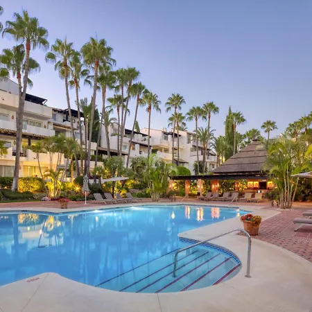 Apartment Elegant 3- Bedroom In Puente *